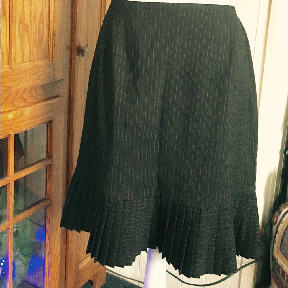 Briggs skirt